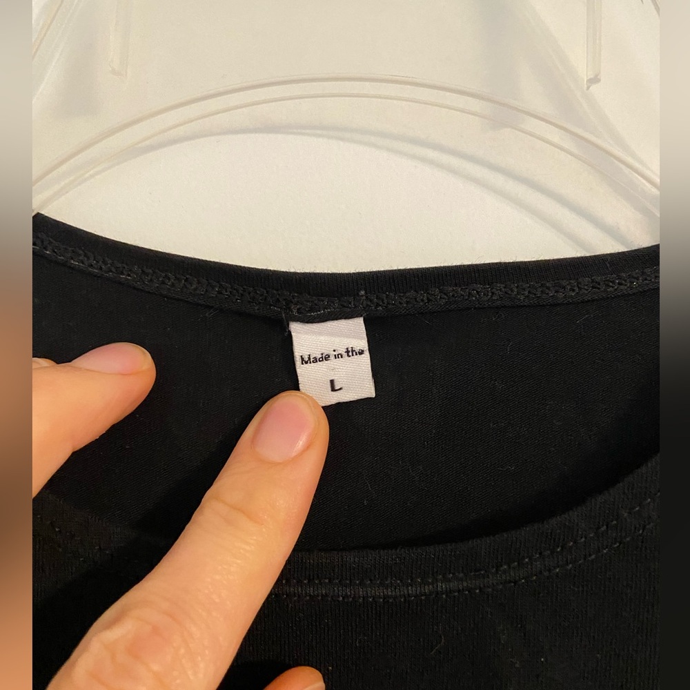 BK crop top, black, size Large - Picture 4 of 4